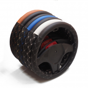 Geçmeli Direksiyon Kılıfı / Düz Deri & Kapitone / Parçalı - Geçmeli