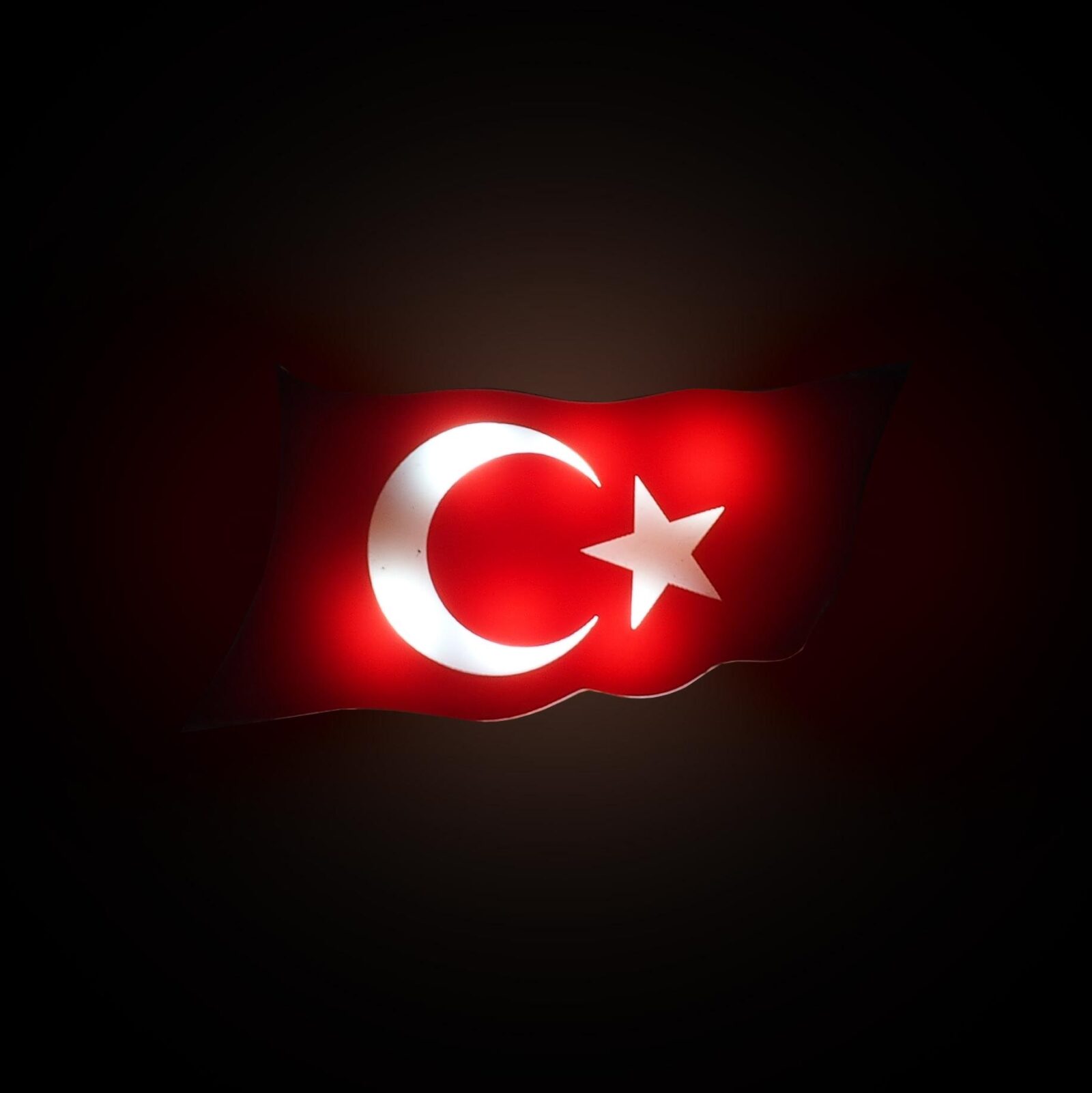 oto-aydinlatma-elektrik - Araç Ön Panjur Türk Bayraklı Işıklı 3D Pleksi
